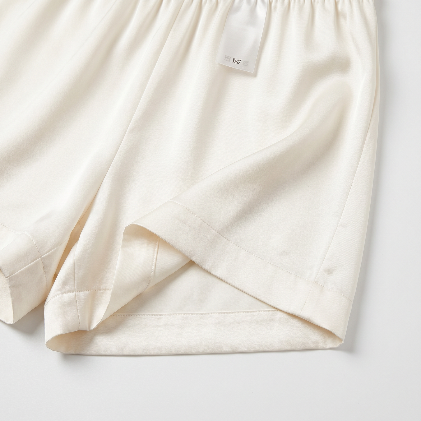 Qingsong Collection Lace-Trimmed Silk Camisole & Shorts Set
