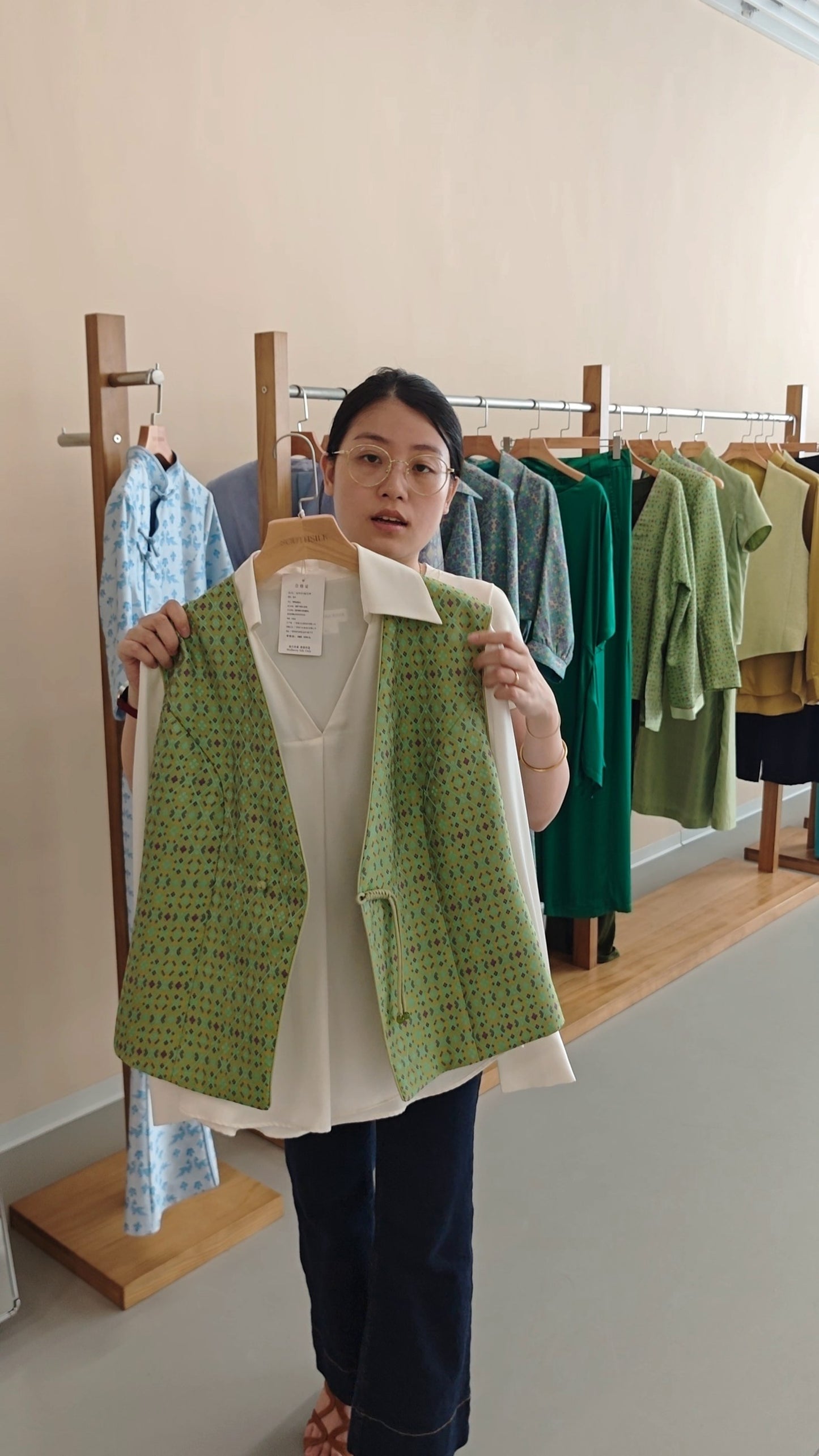 Women's Green Zhuang Brocade Waistcoat