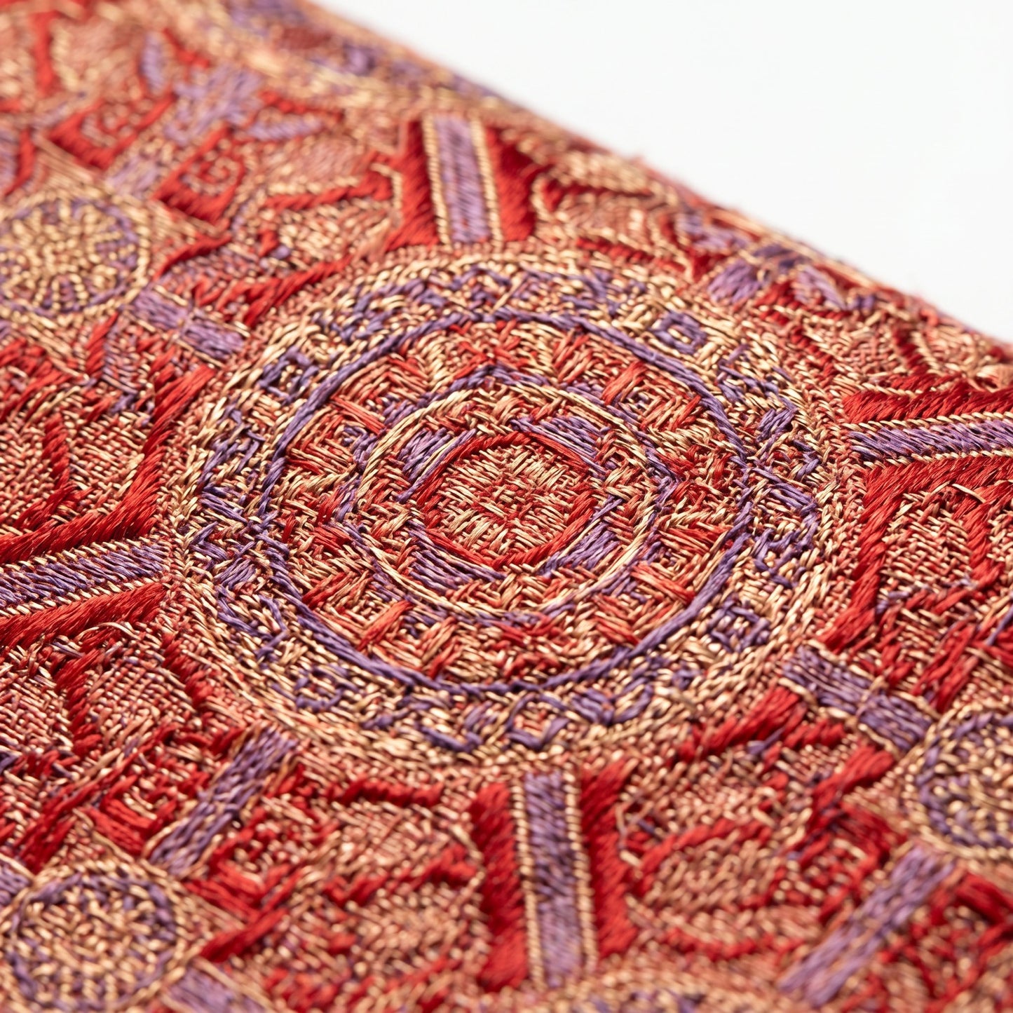Badayun Silk Vest (Red)
