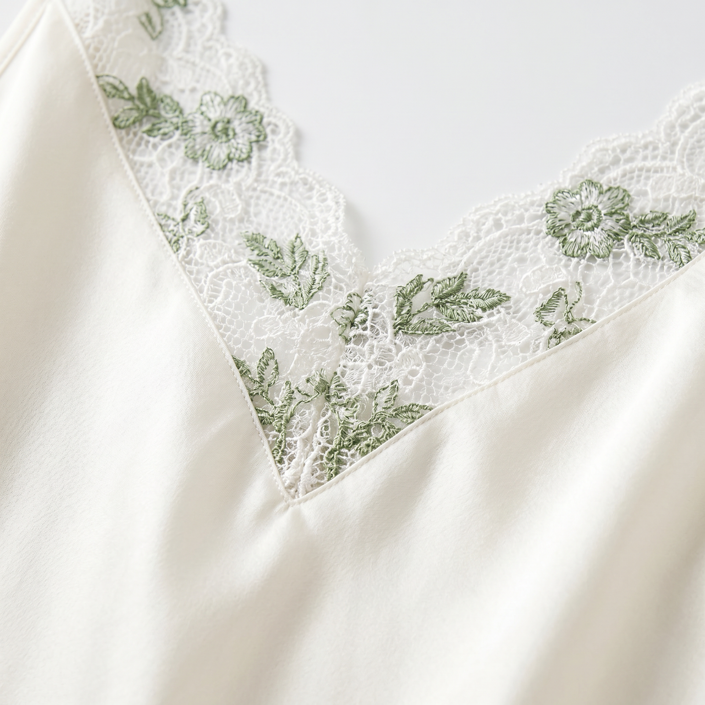 Qingsong Collection Lace-Trimmed Silk Camisole & Shorts Set
