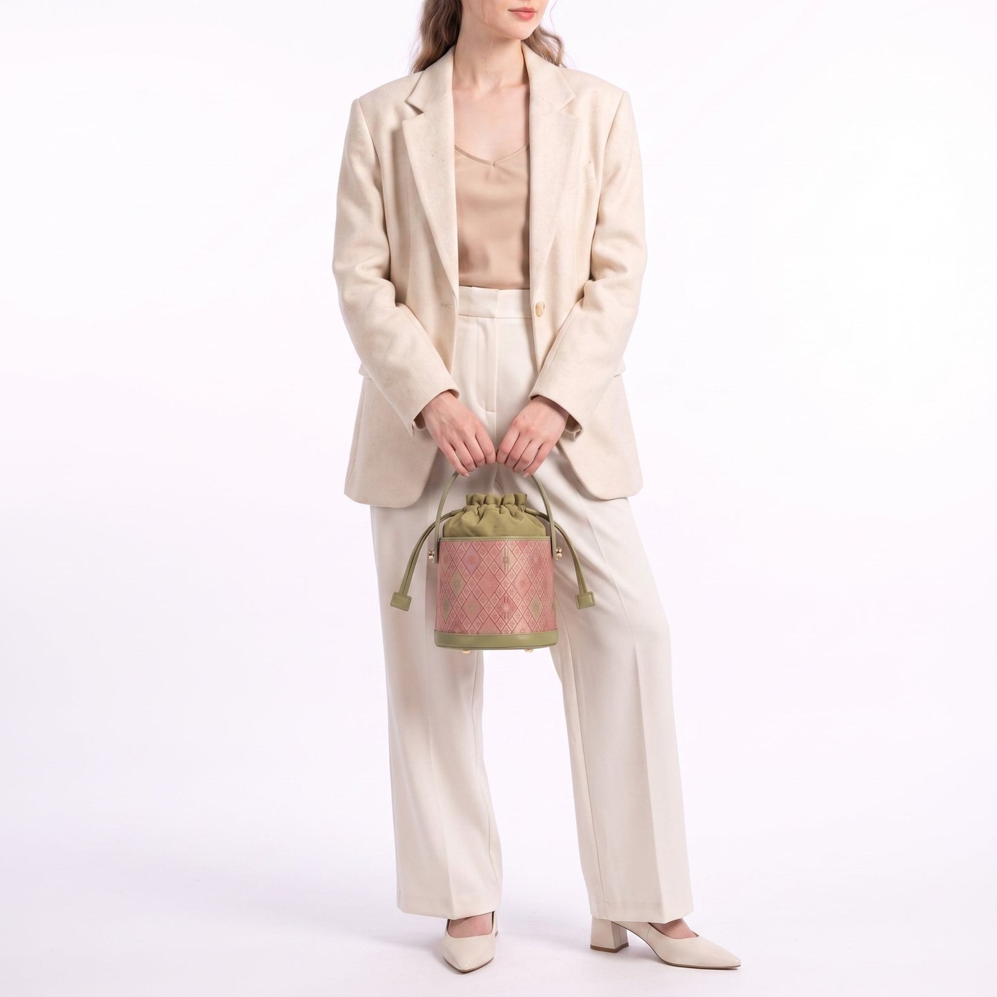 Floral Diamond Brocade Bucket Bag (Magenta)