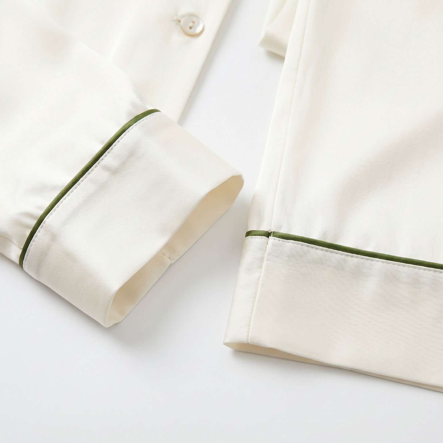 Qingsong Collection Pocket-Trimmed Silk Pajama Set