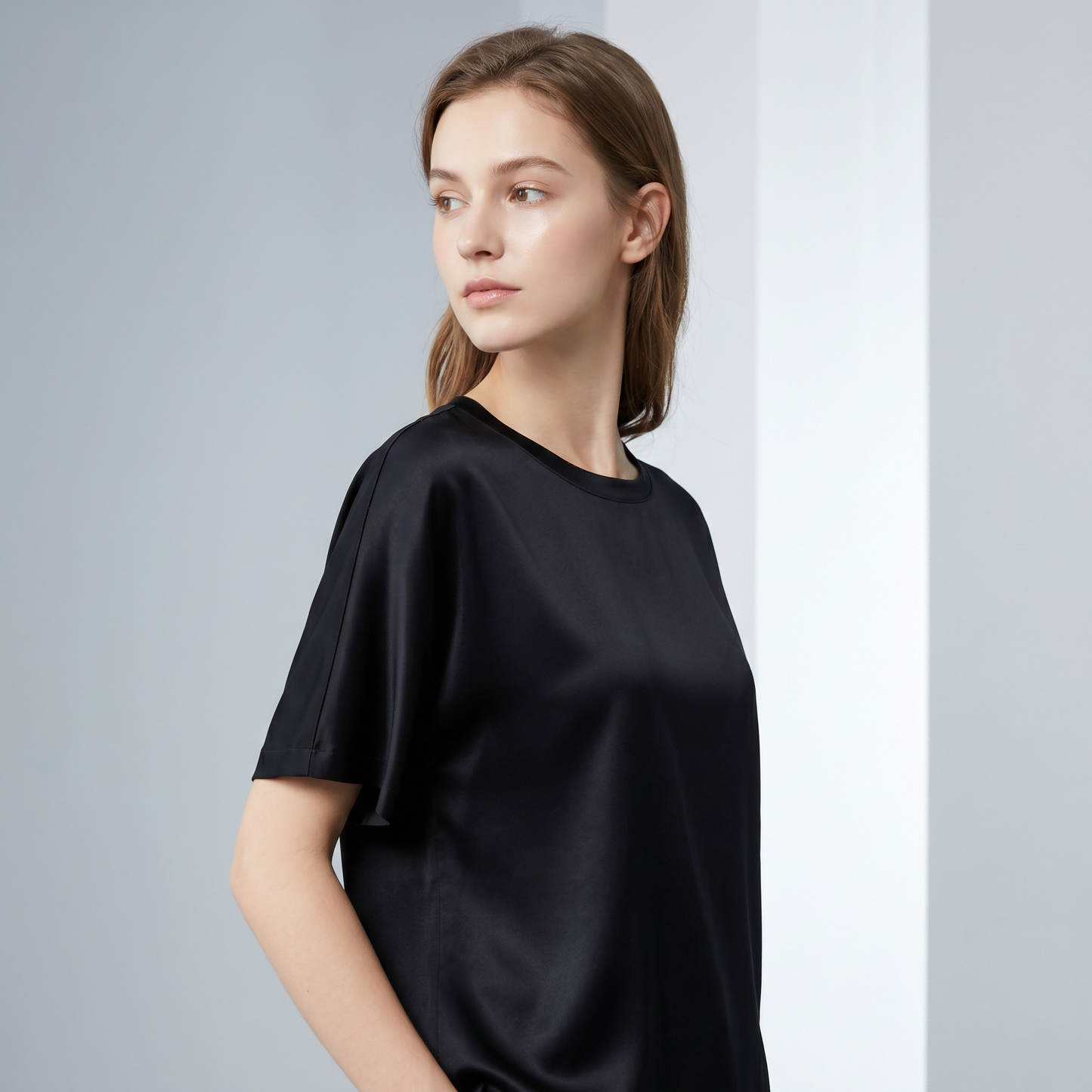 City Daily Collection 19 Momme Grade 6A 100% Mulberry Silk Crepe de Chine Round Neck T-Shirt