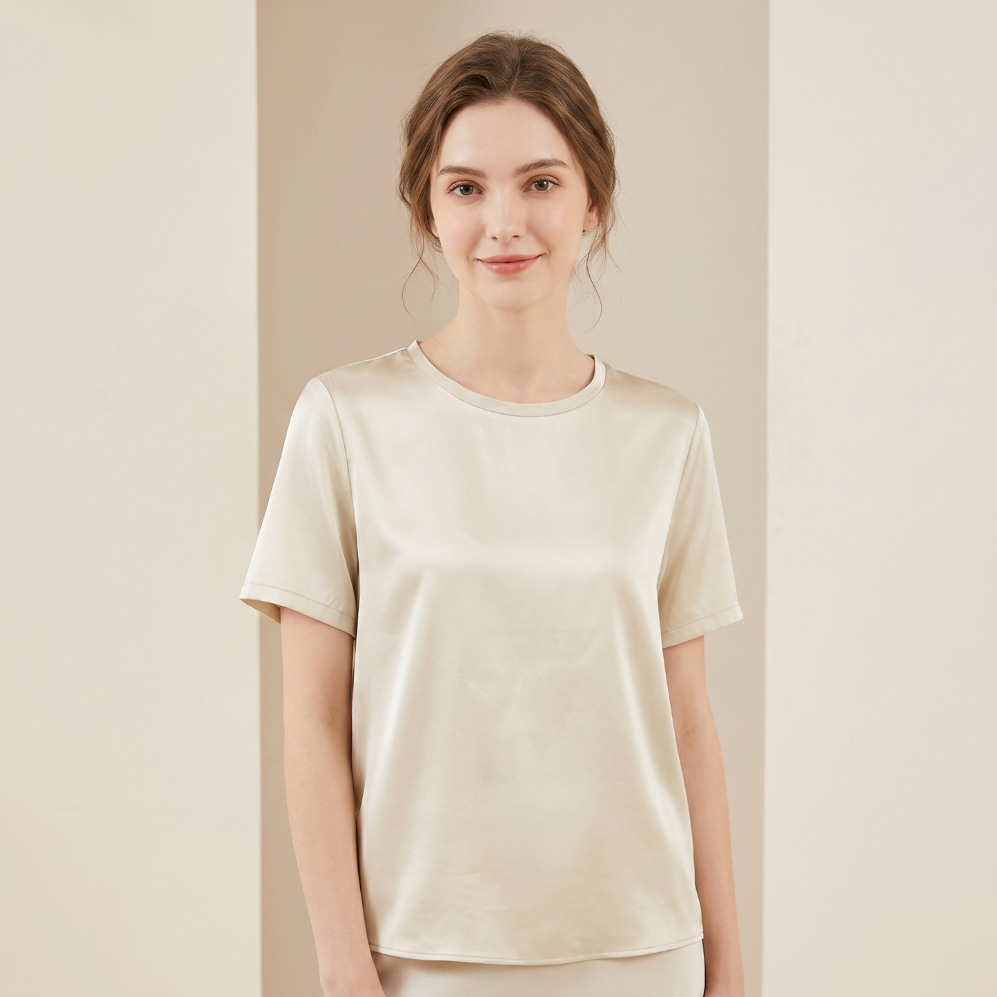 City Daily Collection 19 Momme Grade 6A 100% Mulberry Silk Crepe de Chine Round Neck T-Shirt