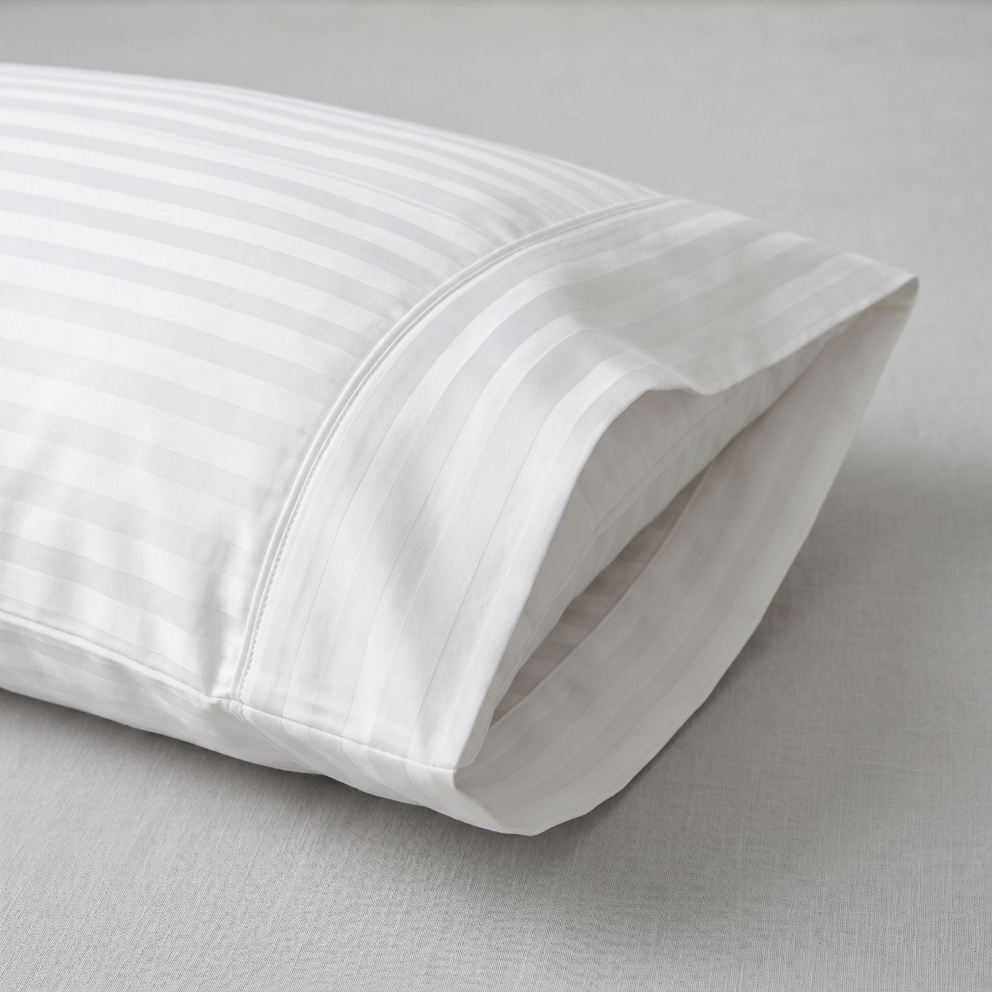 22 Momme Bama Oxygen Water Finished Silk-Cotton Satin Stripe Pillowcase