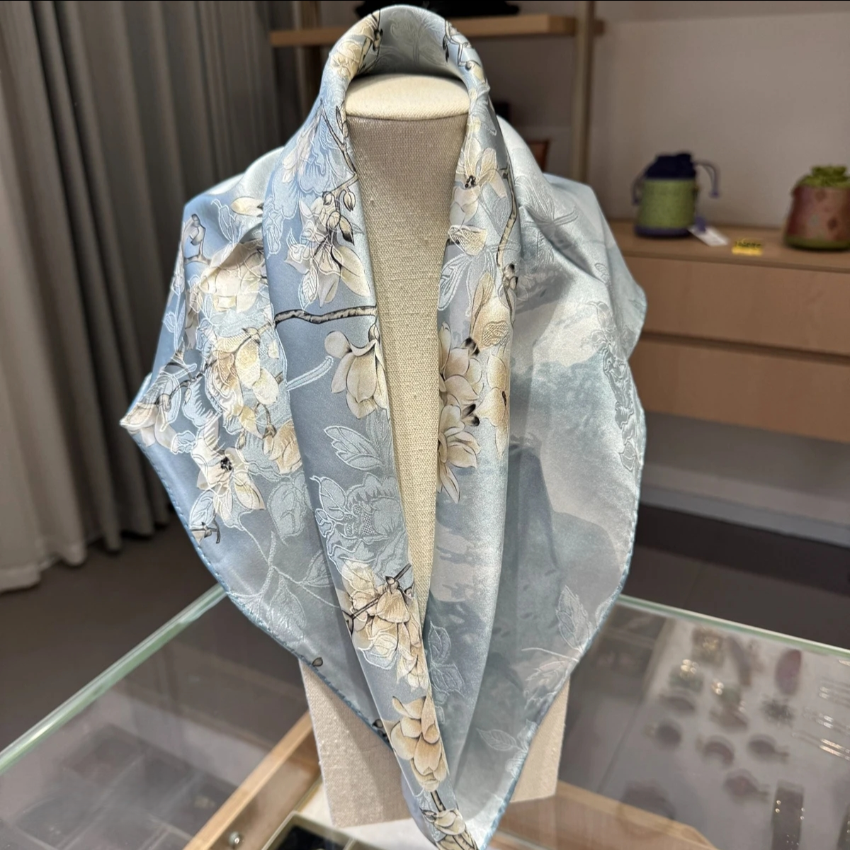 70cm Grade 6A Mulberry Silk Square Scarf