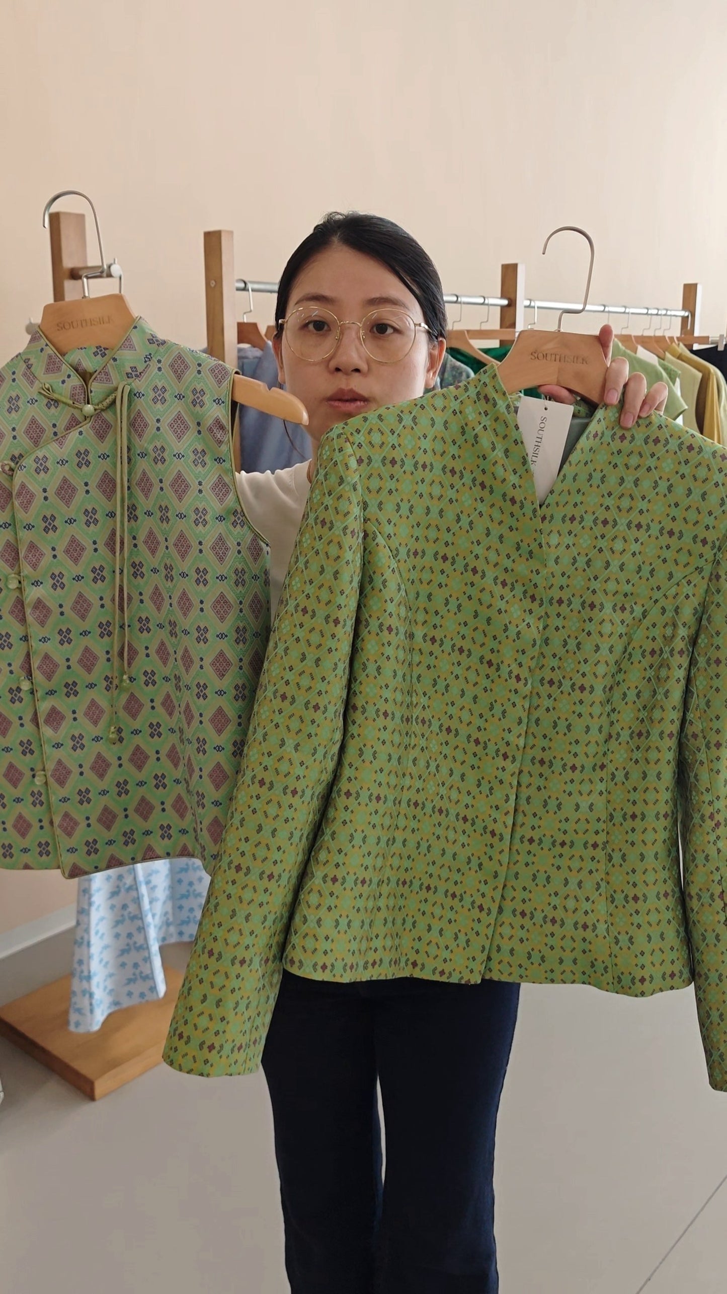 Women's Green Zhuang Brocade Short Blazer