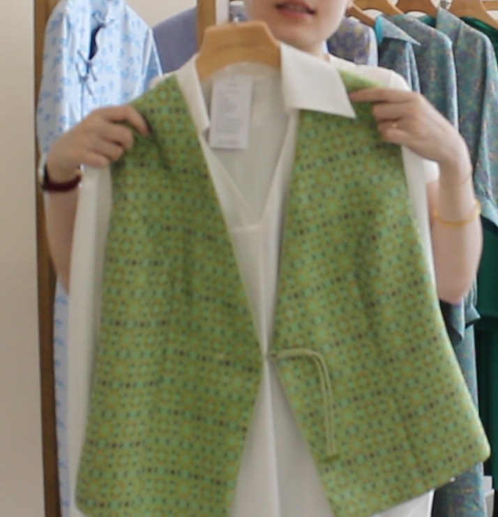 Women's Green Zhuang Brocade Waistcoat