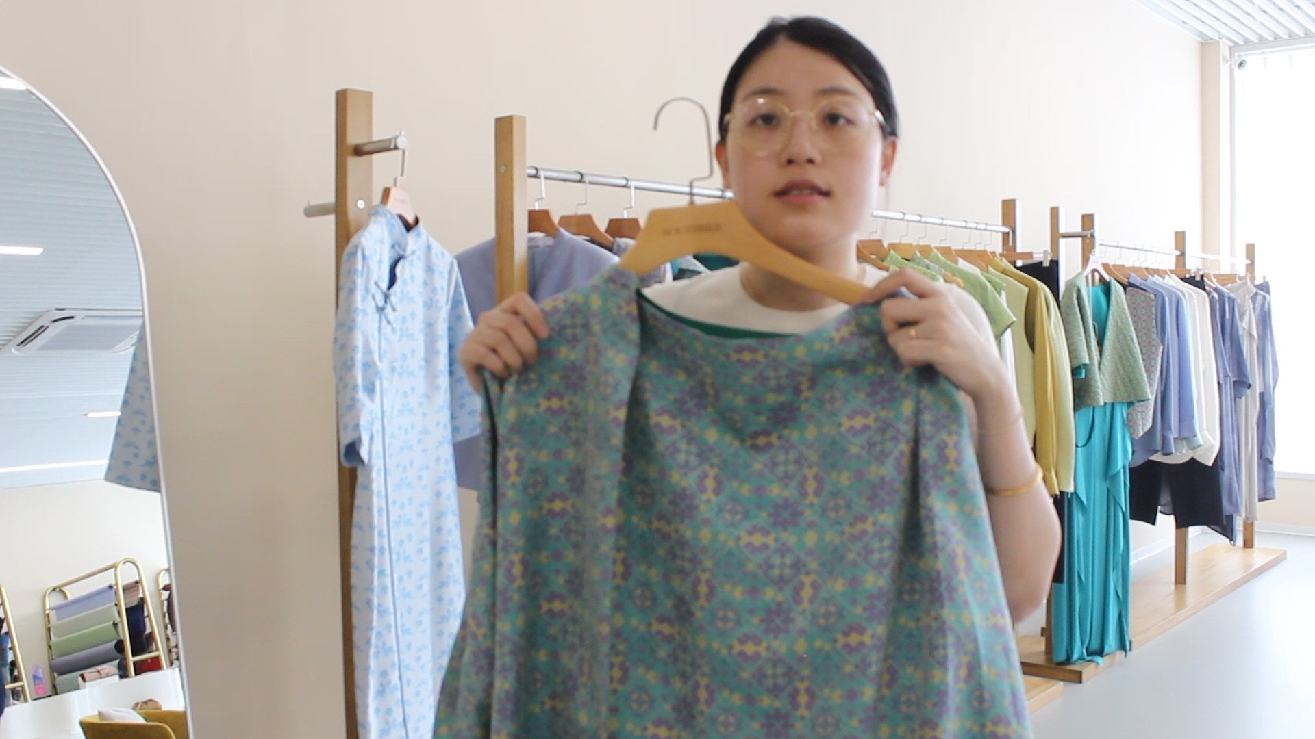 Women's Zhuang Brocade Pullover Top