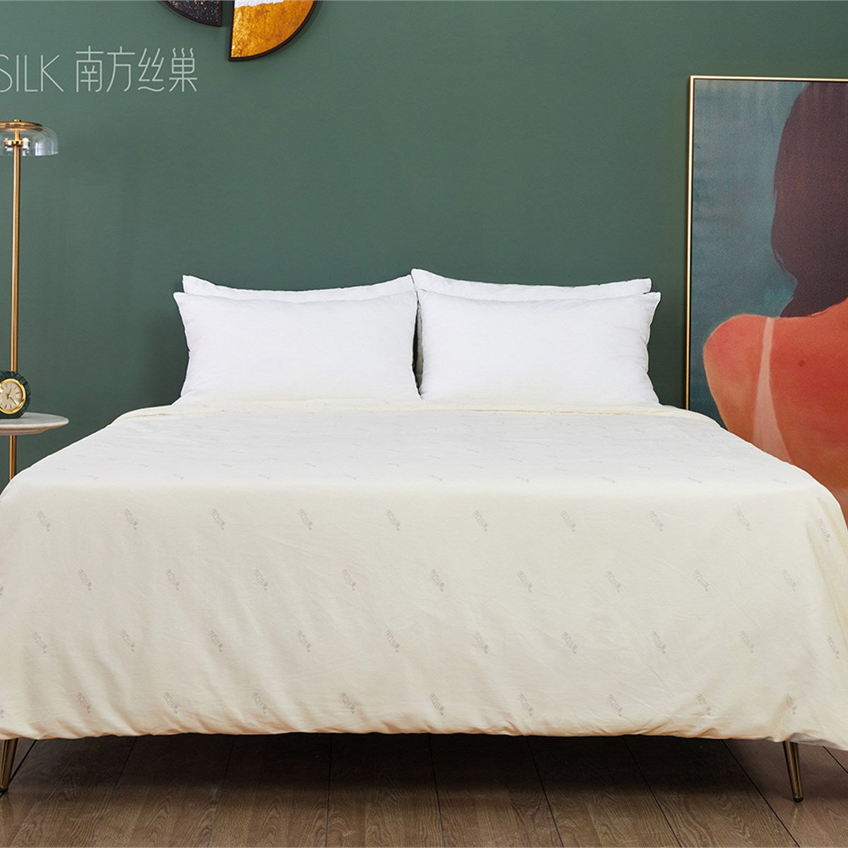 100% Mulberry Silk Comforter
